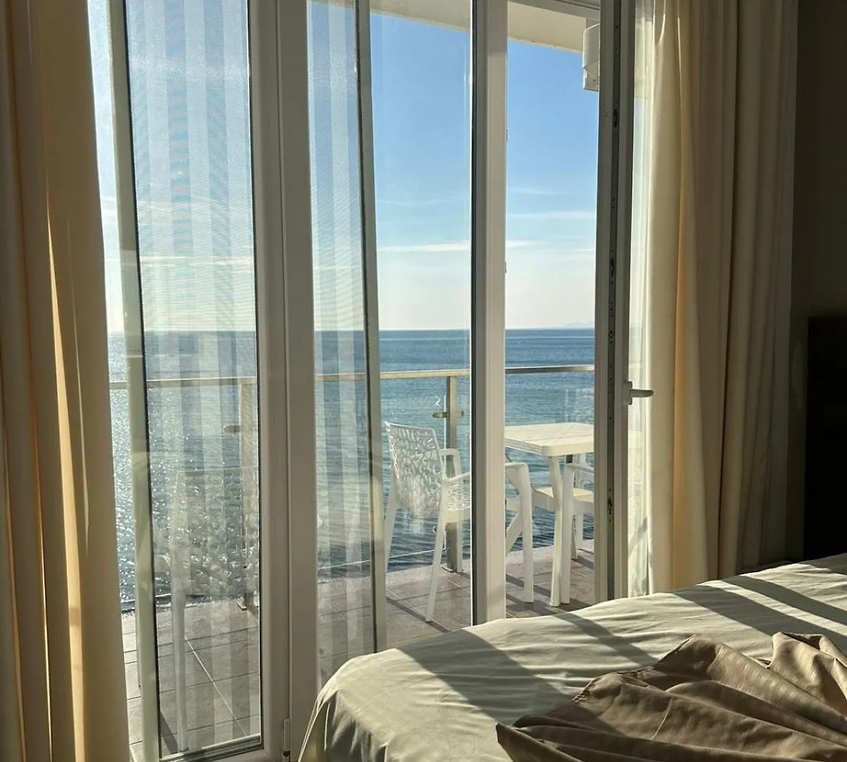 Deluxe Apartments With Balcony Shëngjin