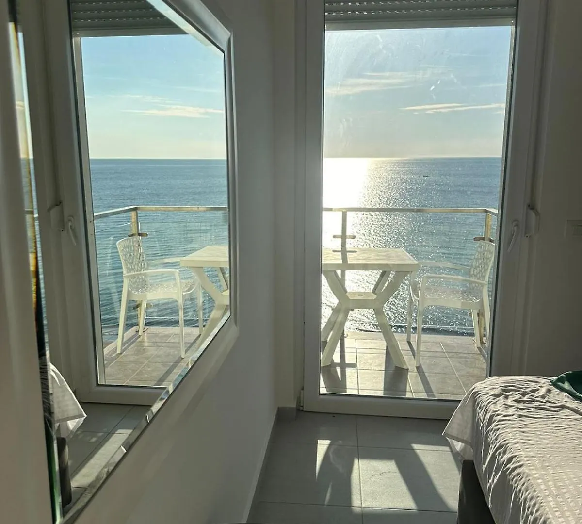 Deluxe Apartments With Balcony Shëngjin