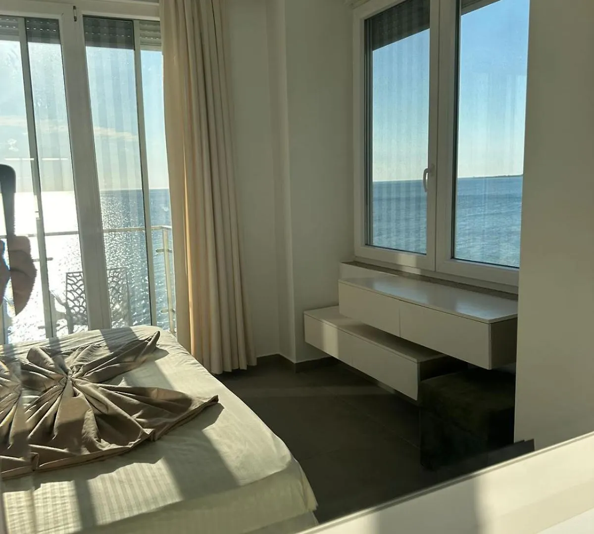 Deluxe Apartments With Balcony Shëngjin Albánie