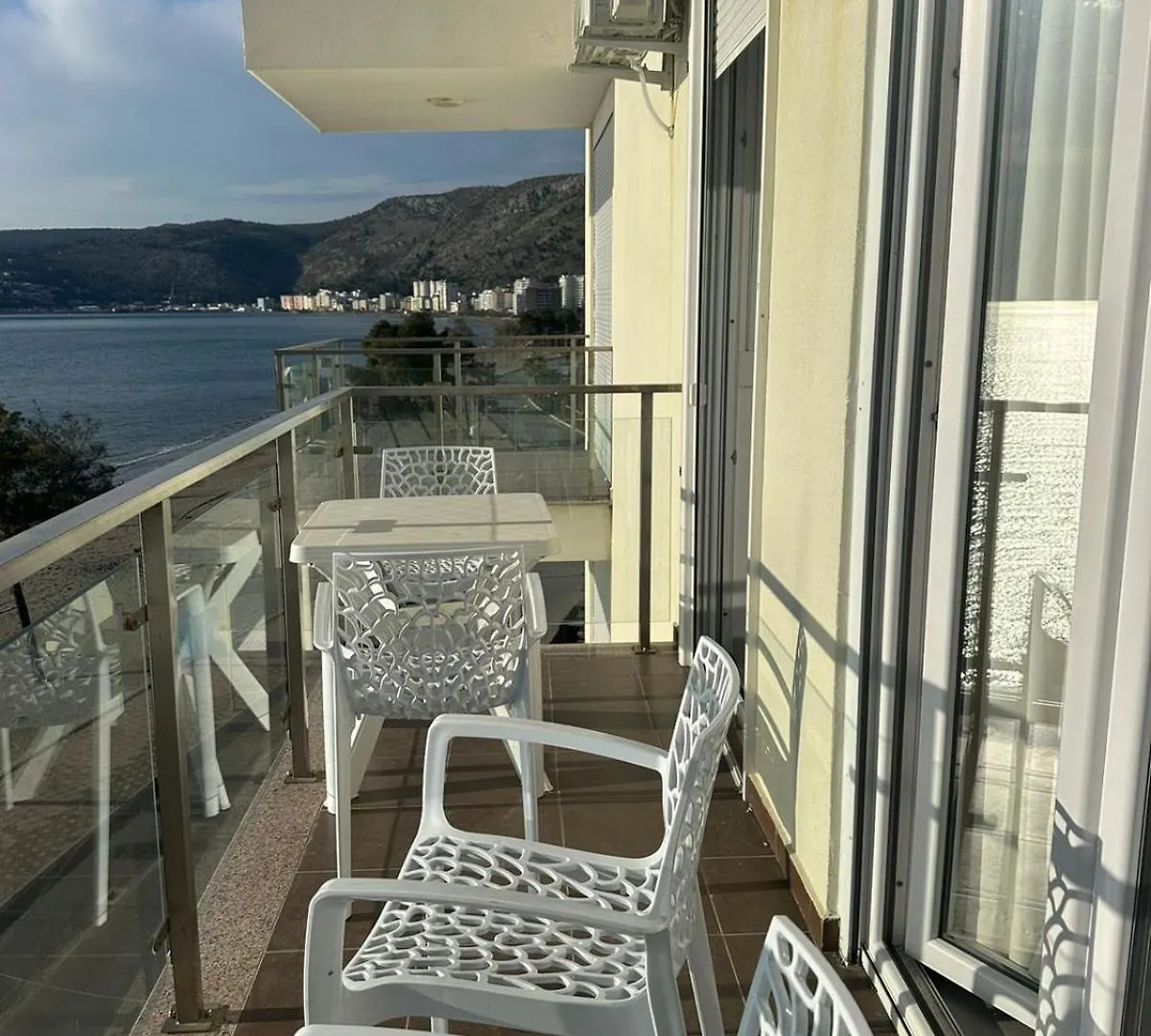 Deluxe Apartments With Balcony Shëngjin