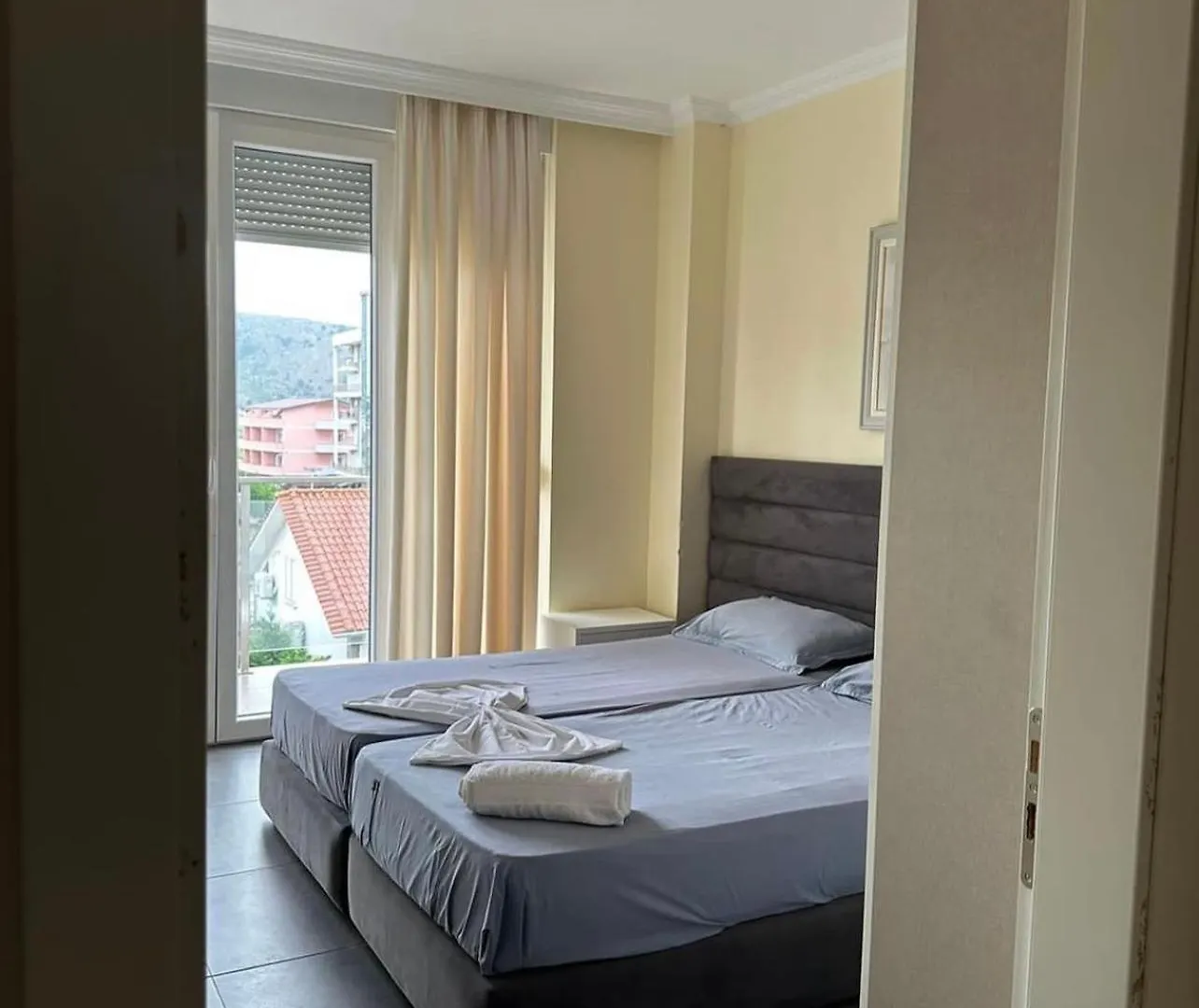 Deluxe Apartments With Balcony Shëngjin