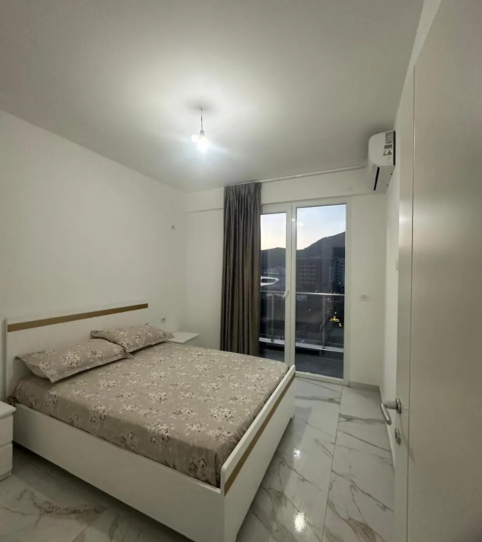Deluxe Apartments With Balcony Shëngjin